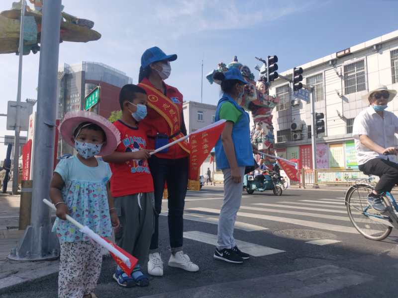 <strong>黑人大鸡巴操日本女人</strong>